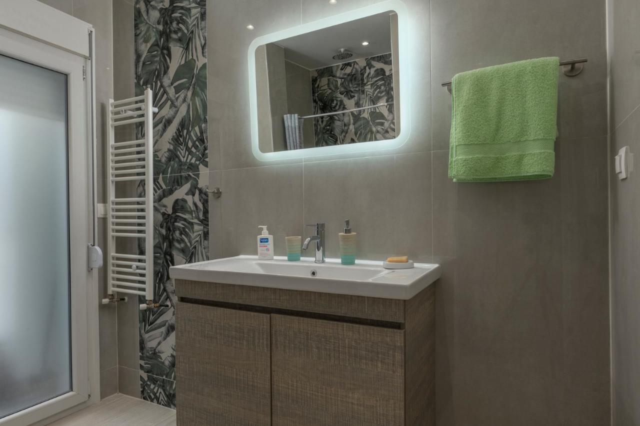 Kosmos Service Apartment City Center 3 With Additional Cost Parking Салоніки Екстер'єр фото